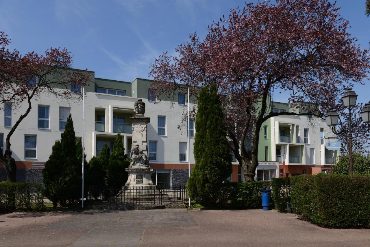 Domitys La Rose Du Beffroi Aparthotel Maizières-lès-Metz Esterno foto